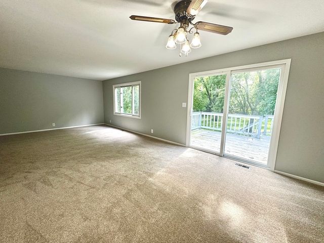 8421 Hickory Nut Grove Road, Cary, IL 60013