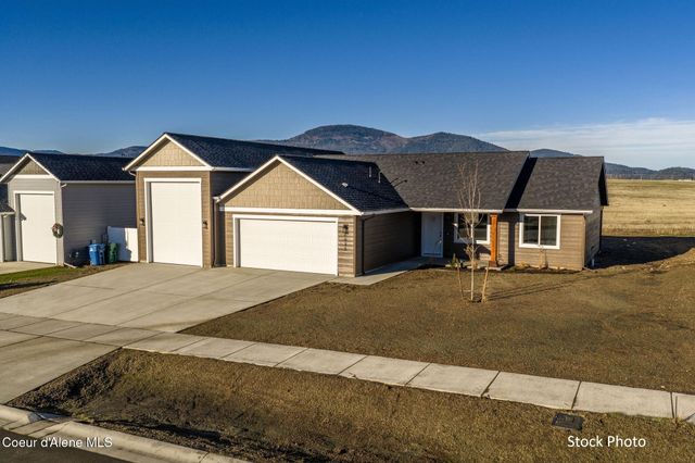 11694 N SIMMONS LN, Rathdrum, ID 83858