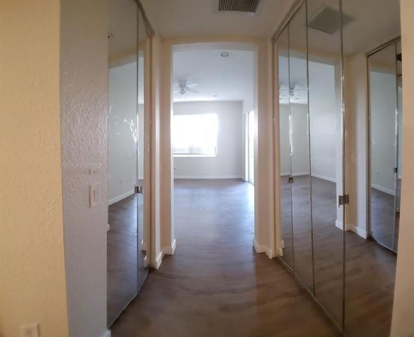 8207 NW 128th Lane 18-b, Parkland, FL 33076