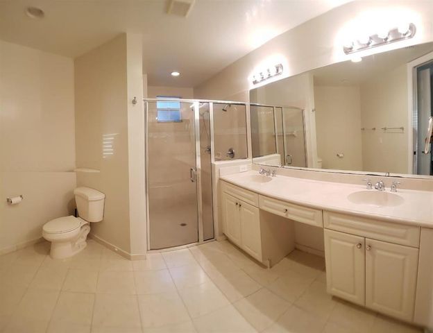 8207 NW 128th Lane 18-b, Parkland, FL 33076