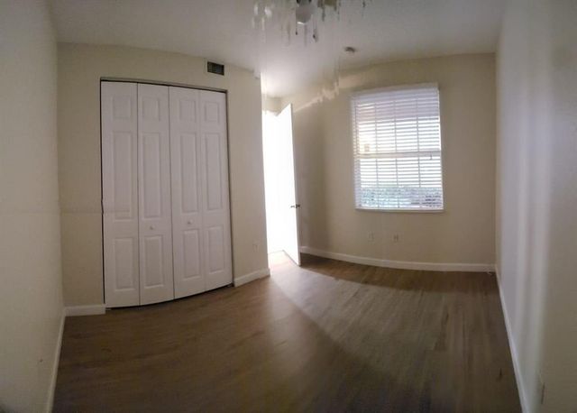 8207 NW 128th Lane 18-b, Parkland, FL 33076