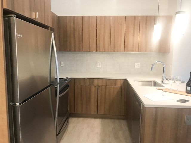 9 Medford Street 410, Somerville, MA 02143