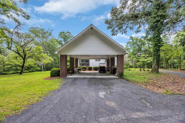 3231 Center Rd., Georgetown, SC 29440