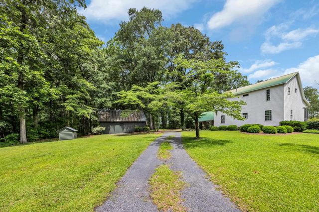 3231 Center Rd., Georgetown, SC 29440