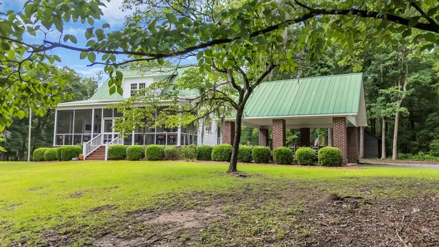 3231 Center Rd., Georgetown, SC 29440