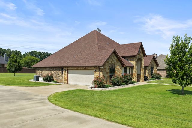 31 County Road 4742, Mt Pleasant, TX 75455
