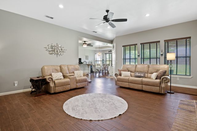 31 County Road 4742, Mt Pleasant, TX 75455