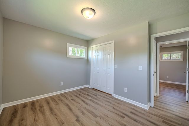 429 Hurricane Meadows Dr, Waynesboro, TN 38485