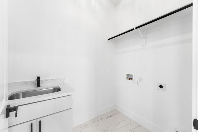 4132 Esmalda Street, Dallas, TX 75212