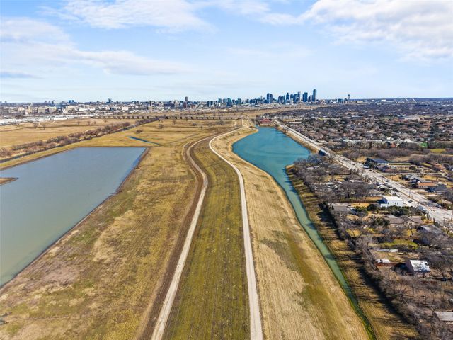 4132 Esmalda Street, Dallas, TX 75212