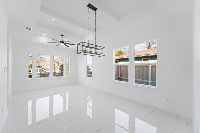 4132 Esmalda Street, Dallas, TX 75212