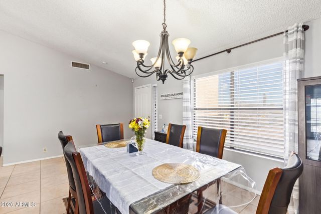 10096 N 63RD Avenue, Glendale, AZ 85302