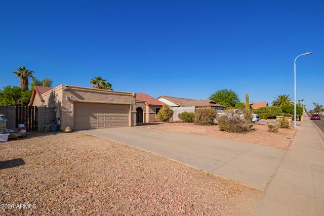 10096 N 63RD Avenue, Glendale, AZ 85302