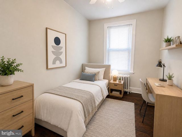 1319 W RUSCOMB ST, Philadelphia, PA 19141