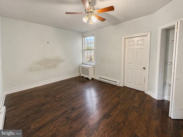 1319 W RUSCOMB ST, Philadelphia, PA 19141