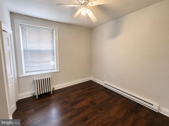 1319 W RUSCOMB ST, Philadelphia, PA 19141