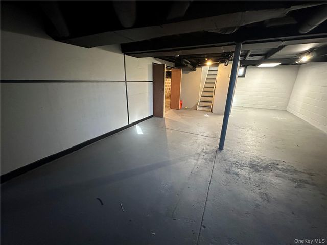 185 McKinley Drive, Mastic Beach, NY 11951