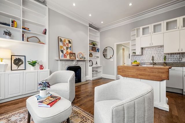 66 Chandler Street 2, Boston, MA 02116