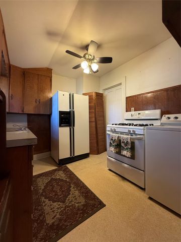 904 W 1st Avenue, Corsicana, TX 75110