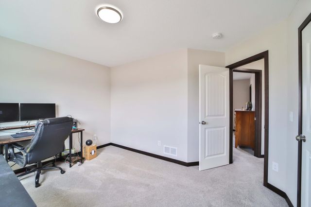 809 Holton Ave, Brainerd, MN 56401
