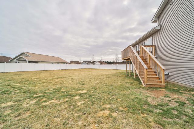 809 Holton Ave, Brainerd, MN 56401