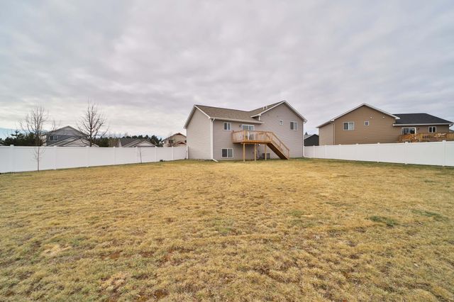 809 Holton Ave, Brainerd, MN 56401