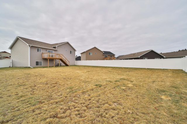 809 Holton Ave, Brainerd, MN 56401