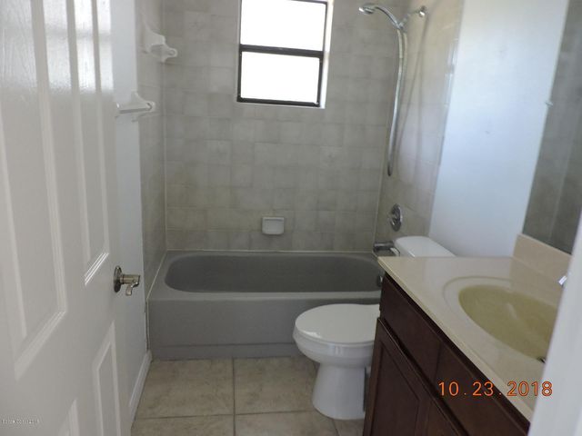 2195 Ladner Road NE, Palm Bay, FL 32907