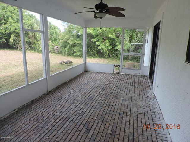 2195 Ladner Road NE, Palm Bay, FL 32907