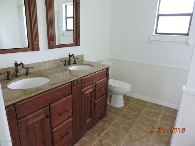 2195 Ladner Road NE, Palm Bay, FL 32907