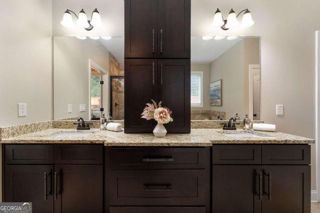 36 Weather View Trail SE, Cartersville, GA 30121