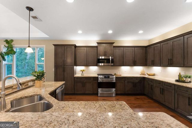 36 Weather View Trail SE, Cartersville, GA 30121