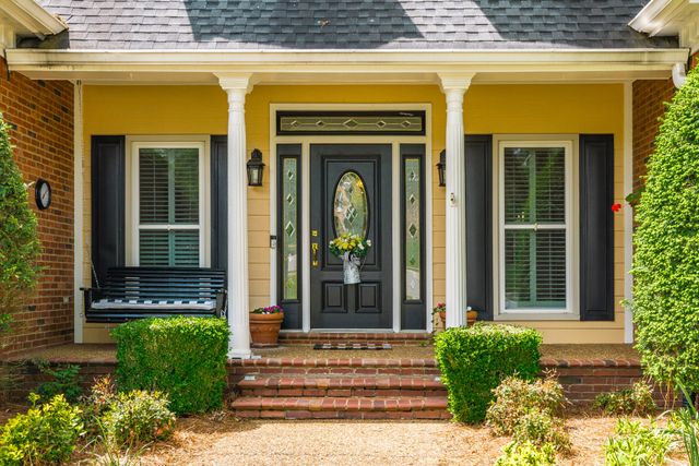100 Masters Way, Hendersonville, TN 37075