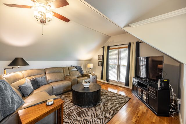 100 Masters Way, Hendersonville, TN 37075