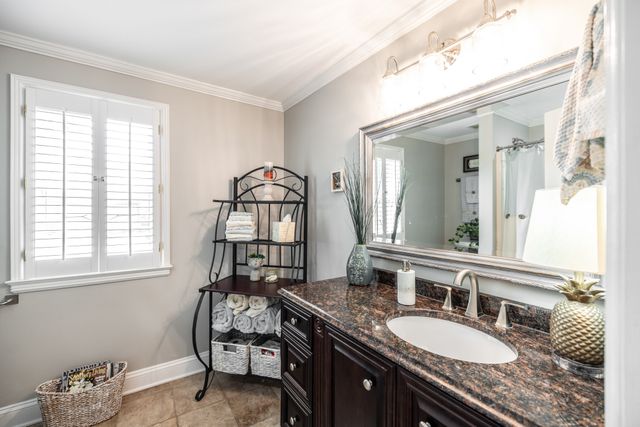 100 Masters Way, Hendersonville, TN 37075