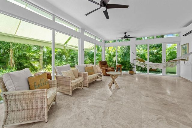 H2 MAR DE BERING 638, Dorado, PR 00646