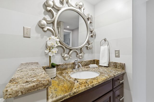 107 Glen Drive, Worthington, OH 43085