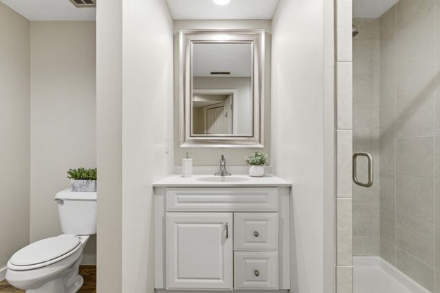 107 Glen Drive, Worthington, OH 43085