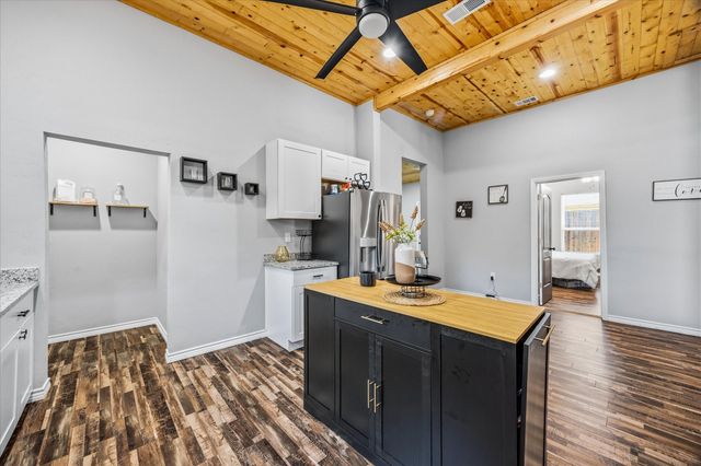 2206 Drake Street, Caddo Mills, TX 75135