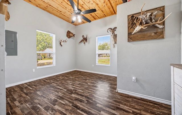2206 Drake Street, Caddo Mills, TX 75135