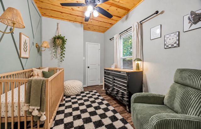 2206 Drake Street, Caddo Mills, TX 75135
