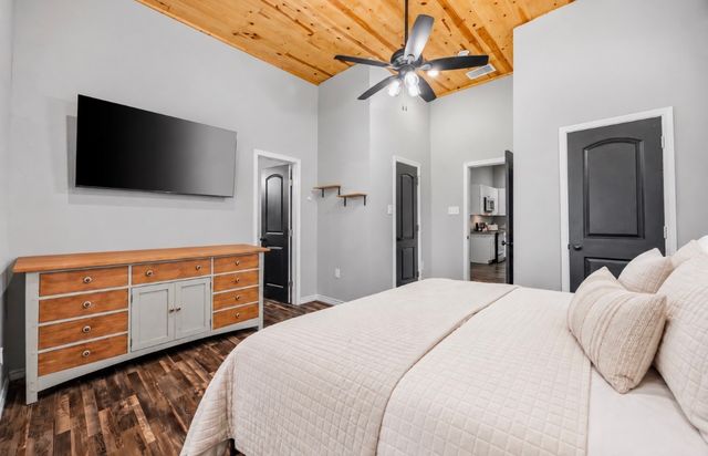 2206 Drake Street, Caddo Mills, TX 75135