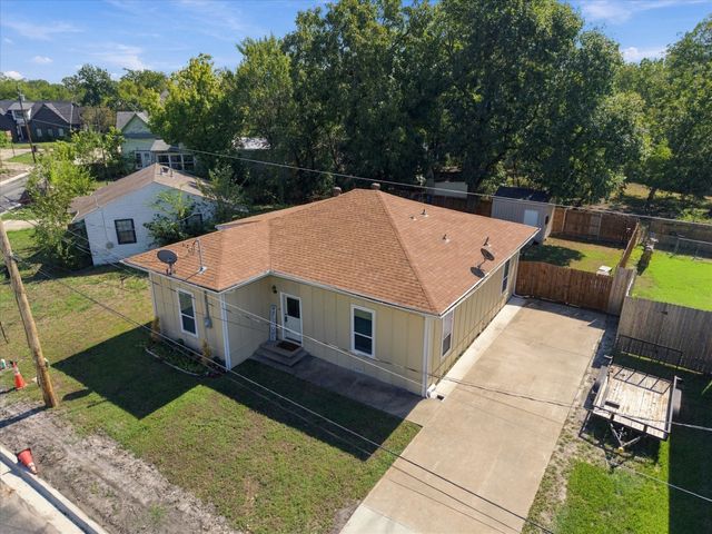 2206 Drake Street, Caddo Mills, TX 75135
