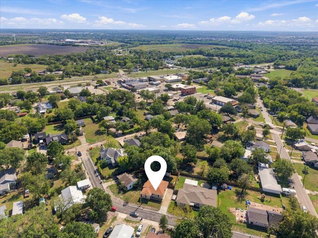 2206 Drake Street, Caddo Mills, TX 75135
