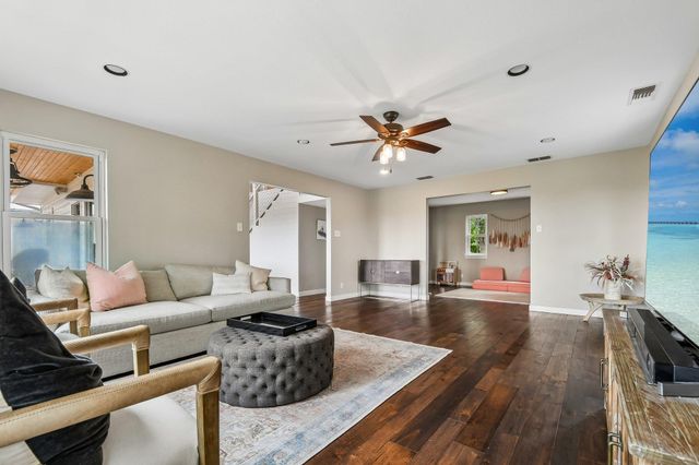 7105 Mountain Trail, Austin, TX 78732