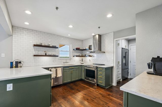 7105 Mountain Trail, Austin, TX 78732