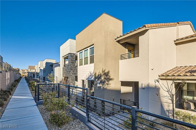 495 Granite Arch Street, Las Vegas, NV 89138