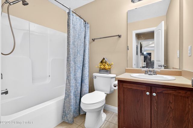 154 Wiltshire Ave, Vine Grove, KY 40175