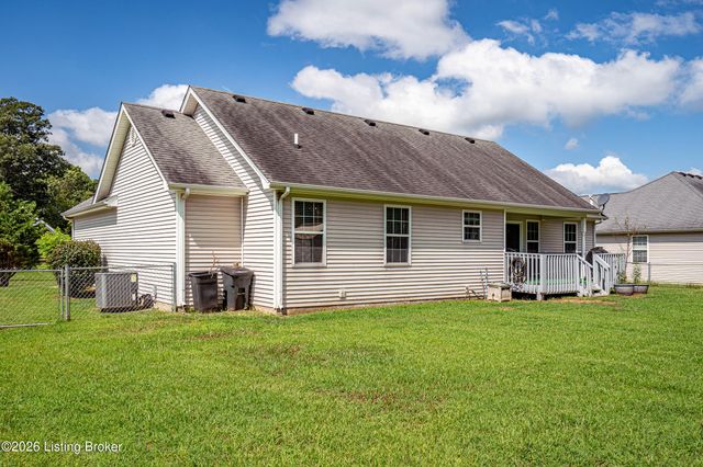 154 Wiltshire Ave, Vine Grove, KY 40175