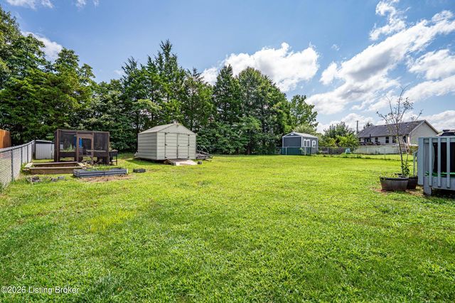 154 Wiltshire Ave, Vine Grove, KY 40175